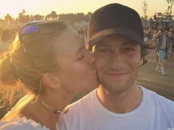 超模Karlie Kloss和未婚夫Joshua Kushner的5招恋爱长久密技