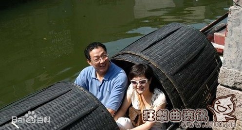 记者张泉灵和老公照片 张泉灵老公资料揭秘!