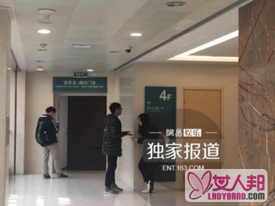 唐安琪下身伤势严重 母亲落泪：被烧焦黑 有意识问自己会毁容不