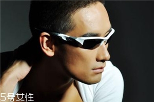 >oakley眼镜多少钱？欧克利眼镜正品价格