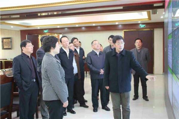 海南省副省长施耀忠 海南省昨日下午对提名副省长人选进行民主协商