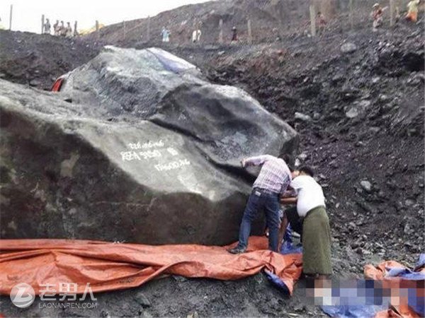 >缅甸发现近200吨玉原石 有2间房子大