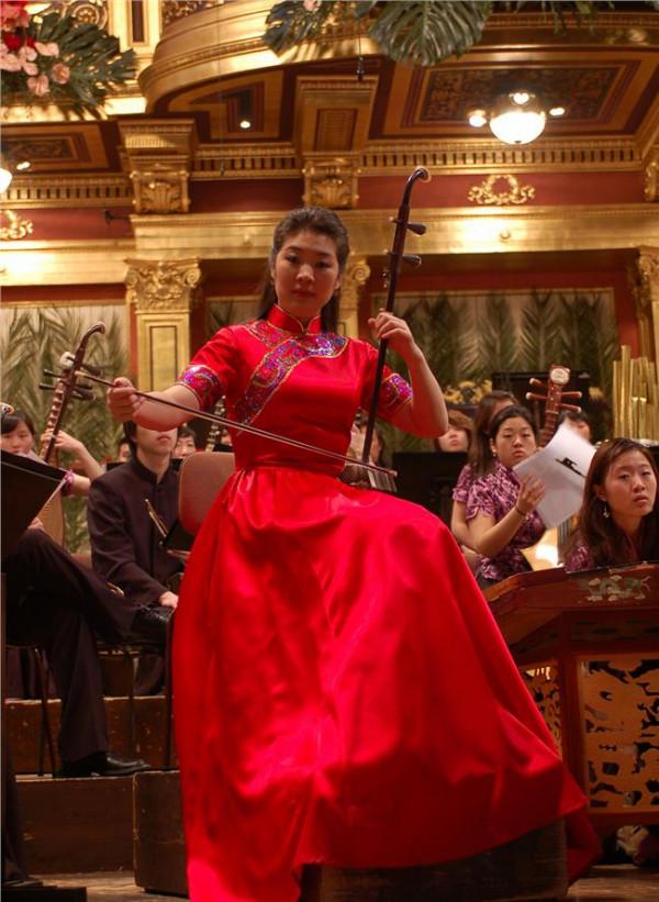 宋飞二胡独奏曲全集 中国弓弦艺术节将举办 二胡名家宋飞现场独奏