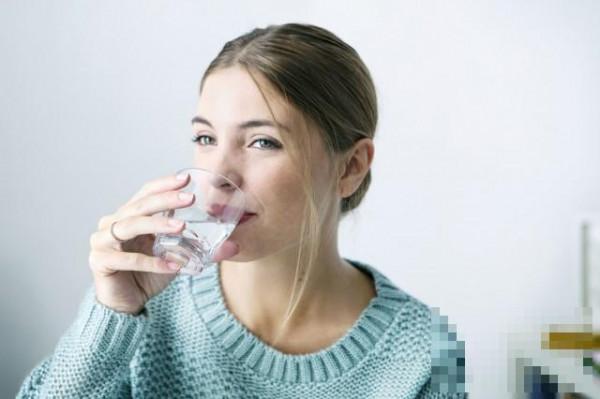 怎么饮水才健康  教你正确喝水方法