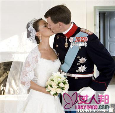 丹麦王子和前妻文雅丽的两次婚礼(组图)