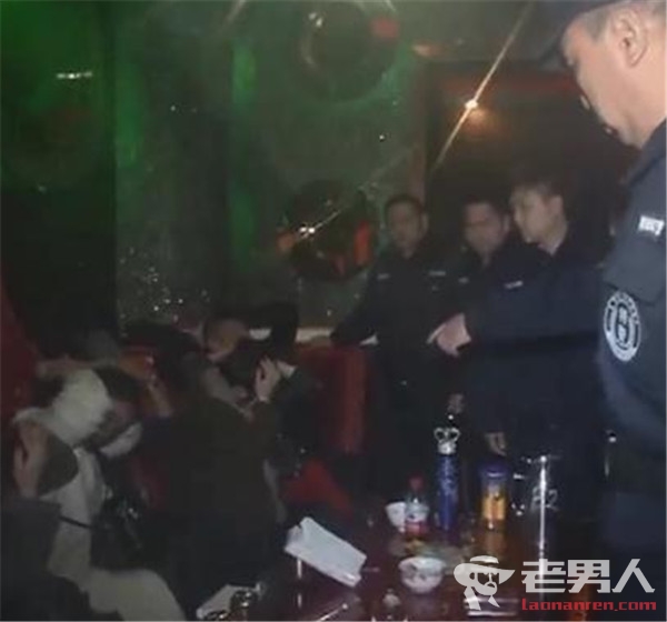 打蝙蝠夜总会被查封 淫乱不堪卖淫照片曝光