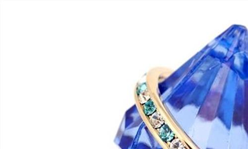 蓝色钻石寓意是什么 蓝色钻石的寓意是什么 蓝色钻石代表什么意思