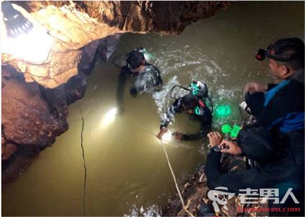 >泰国足球队被困洞穴 已致1名救援队员缺氧死亡