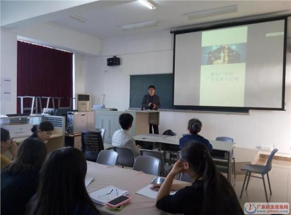 孙平吉林大学汽车学院 吉林大学珠海学院中文系举办第一期学术沙龙