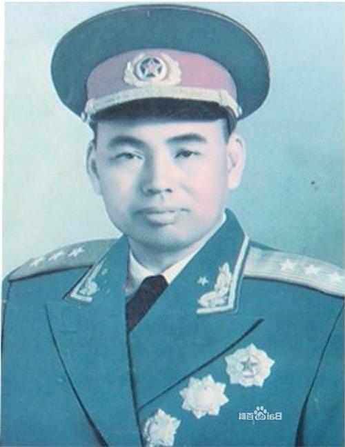 蔡英挺上将 南京军区司令蔡英挺上任 成为最年轻现役上将