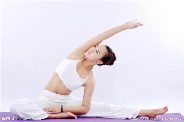 【上海悠季瑜伽培训】广州悠季瑜伽教练培训要多少钱