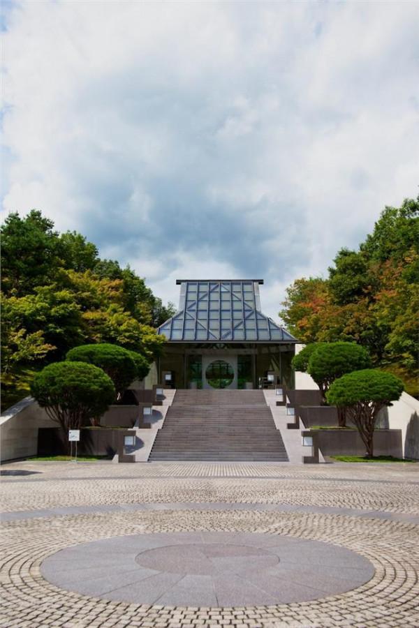 >贝聿铭日本 建筑——贝聿铭设计之日本美秀美术馆