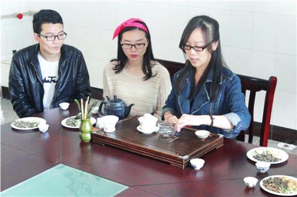 王立山交通大学 上海交通大学创业学院宣怀班一期举行新学期班会