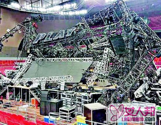 蔡依林演唱会事故：舞台灯架坍塌演唱会是否如期举行未知