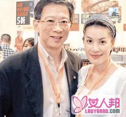 香港女星江希文遭律师丈夫家暴 腰部伤痕明显