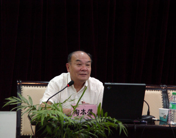 张俐娜武汉大学 武汉大学化学与分子科学学院教授张俐娜院士