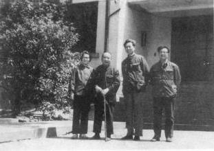 袁殊简历 抗日战争中国的三重间谍