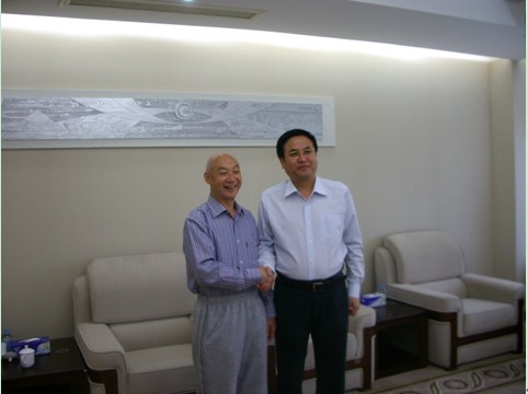 王彬彬东风汽车公司 中国汽车零部件著名专家陈光祖访问东风汽车公司