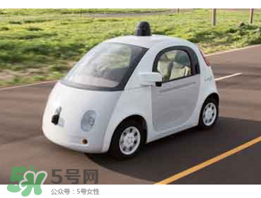 李彦宏坐无人驾驶汽车上五环 无人驾驶汽车什么时候上市？