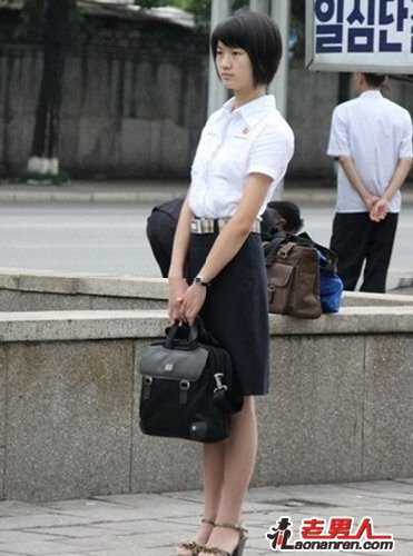 朝鲜美女流行不穿裤子【图】