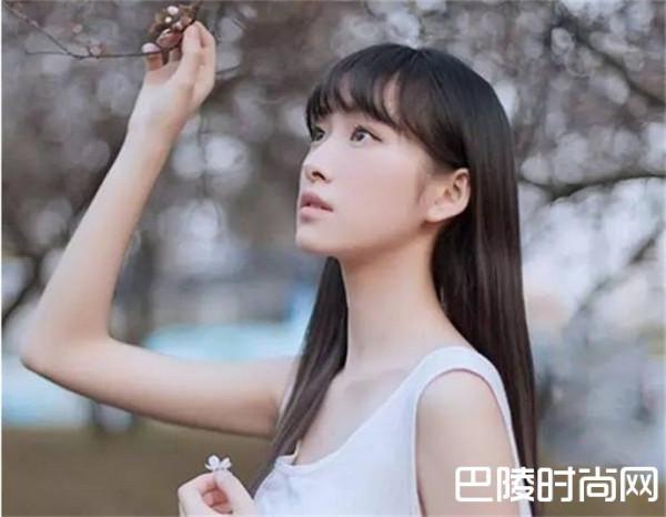 中国新声代杨肸子走红 氧气美女向娱乐圈发力