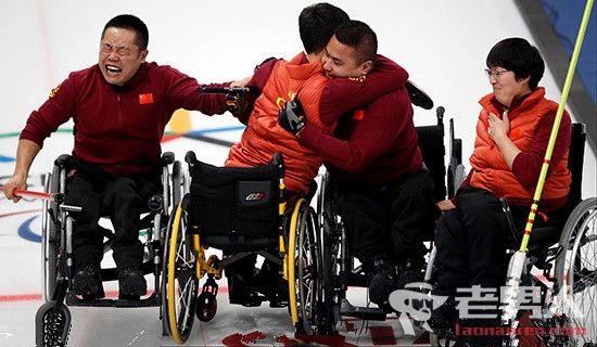 中国轮椅冰壶加时赛胜挪威 夺得冬残奥会首金