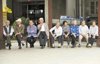 >卡门奥特加 韩国老龄化的阴影:老年人开车造成事故率增加 卡门