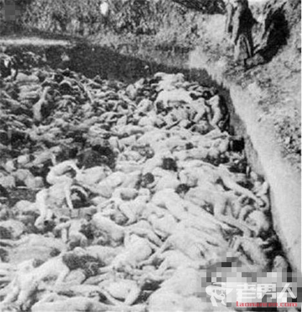 日军屠杀慰安妇影像曝光 光裸女尸被随意丢弃掩埋