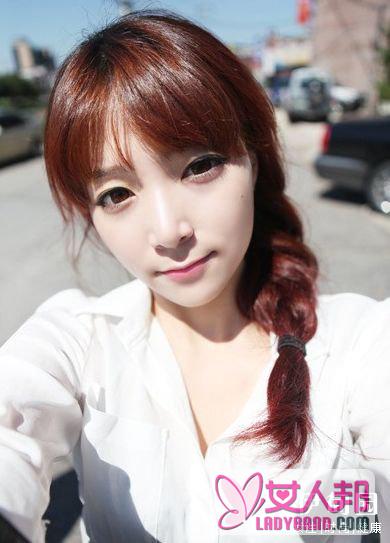 韩国女生甜美扎发发型 展现青春活泼范儿