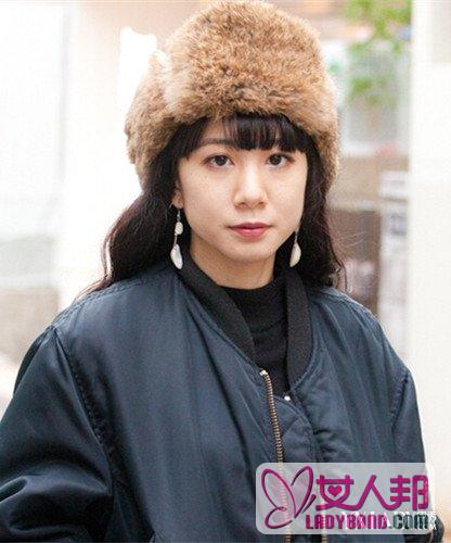 日本街头美女发型图 潮人示范帽子与发型的完美搭配