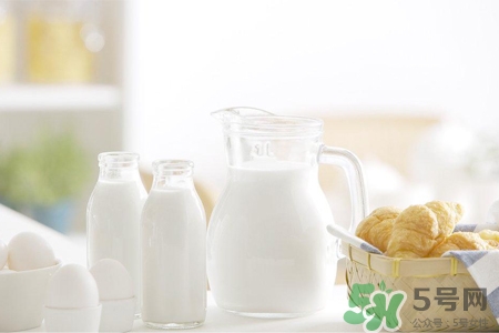 皮肤过敏能喝牛奶吗？皮肤过敏喝牛奶好吗？