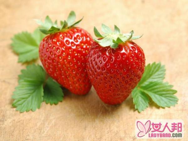 >草莓如何选 挑选看看草莓着色面