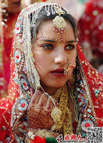 >印度卖妻习俗：年轻美艳新娘仅售几百元【组图】