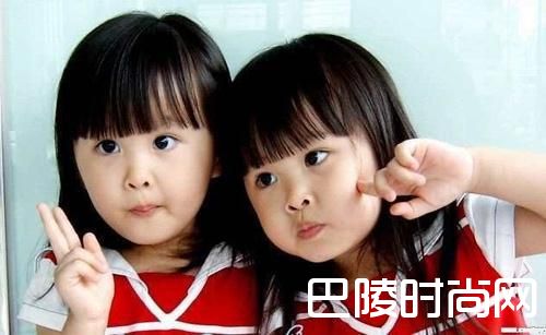 >台湾双胞胎姐妹长残了吗 Sandy&amp;Mandy长大后的照片
