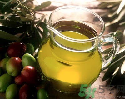 橄榄油可以当身体乳吗?橄榄油擦身体有什么好处?