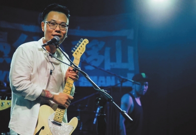 许钧乐队 推全新创作专辑《万松岭》许钧称对做音乐有野心
