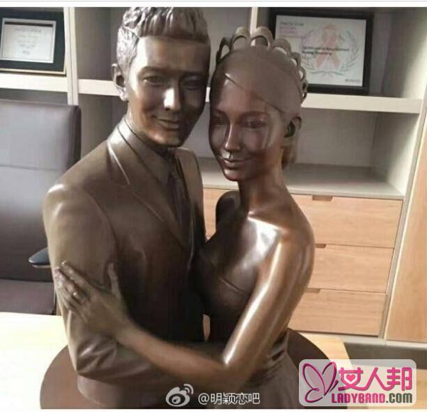 爱妻狂魔黄晓明办公室曝光 放老婆和自己婚纱照铜像