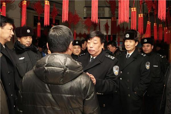 哈尔滨市任锐忱 哈尔滨市副市长、公安局局长任锐忱到尚志市检查安全工作