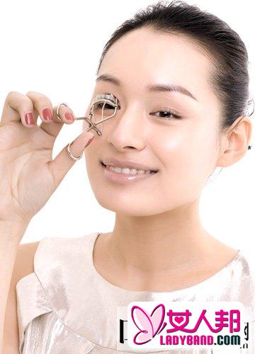 6种常见睫毛膏错误使用方法 每三个月要定期更换睫毛膏