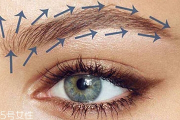 眼线液怎么画眉毛 深棕和灰色打造自然眉型