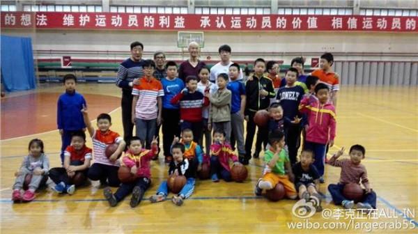 >王长友简历 王长友篮球教练 中国篮球队历史上都有哪些教练?