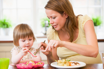 父母如何培养孩子餐桌礼仪常识