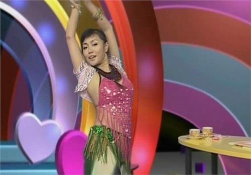 温可馨肚皮 中国肚皮舞皇后——温可馨 创作中国人的肚皮舞