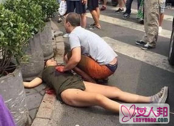 男子与情人分手 拿着菜刀追砍小姑反被卡车撞死