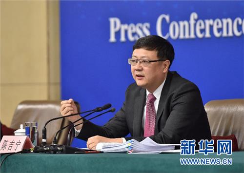 环保部长陈吉宁 环境保护部部长陈吉宁回应热点环保问题