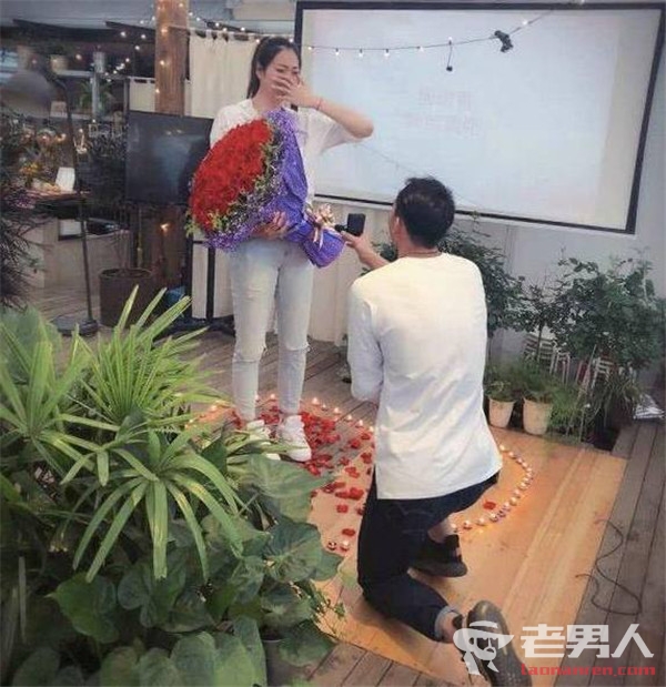 杨珺菁生日接受求婚 预计将于明年与刘向东完婚
