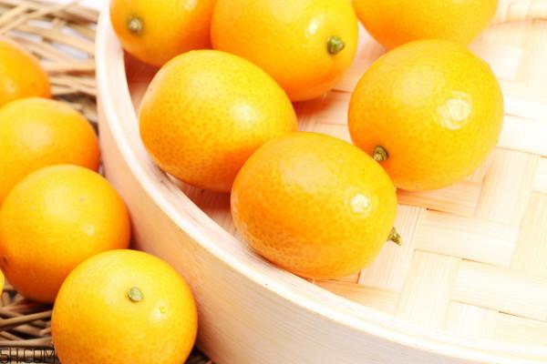 扁桃体发炎可以吃哪些水果？扁桃体发炎和咽喉炎有什么区别？