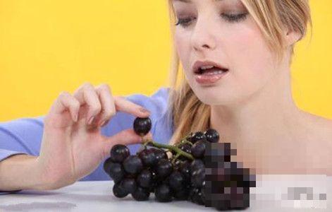 >减肥吃葡萄怎么样  一天吃多少葡萄最好？