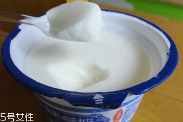 >酸奶面膜适合什么肤质 酸奶面膜的不宜人群