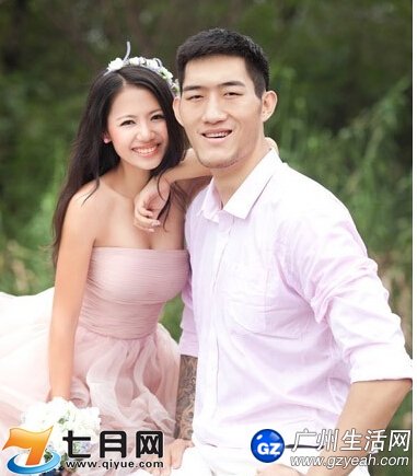 篮球运动员王征个人资料 王征老婆叶嘉慧家庭背景照片
